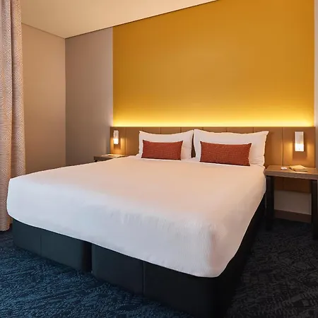Rydges Sydney Airport Hotel Exterior photo A room at the hotel